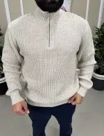 Мъжки бежов пуловер с цип яка-Топъл и стилен - Image 3